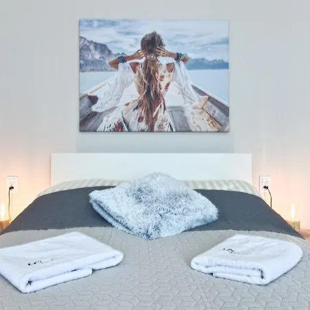 1868 Starke & Hoffmann By Lc & *