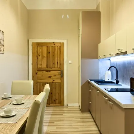 1868 Starke & Hoffmann By Lc & *