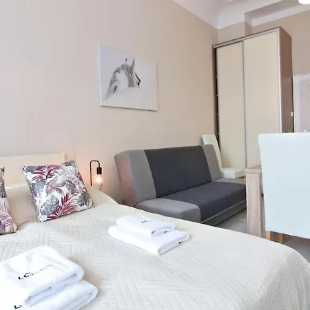 1868 Starke & Hoffmann By Lc & *