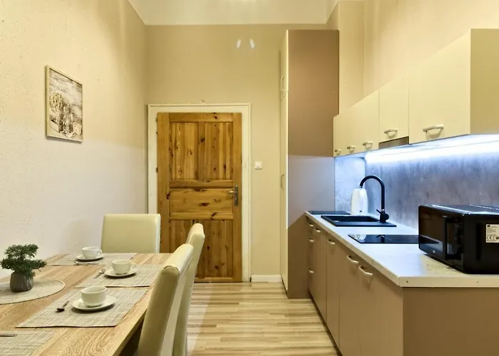 1868 Starke & Hoffmann By Lc & *